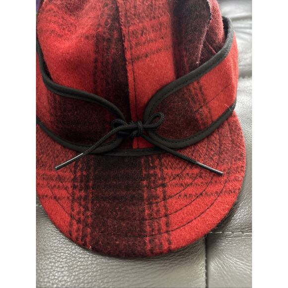 Stormy Kromer Original Wool Cap Hat 7 1/8 Red Black Buffalo Plaid Made in USA - Picture 2 of 4